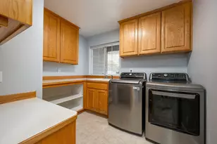 530 NE Majesty Ln, Bend, OR 97701 - Photo 11