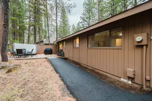 18015 Diamond Peak Ln, Sunriver, OR 97707 - Photo 41