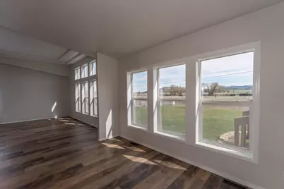 2640 Market Street, Bonanza, OR 97623 - Photo 5