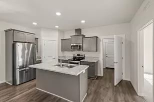 199 Mellecker Way, Medford, OR 97501 - Photo 13