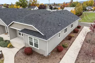 199 Mellecker Way, Medford, OR 97501 - Photo 5