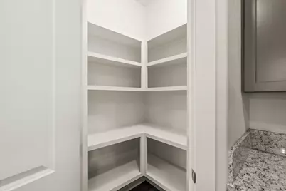 199 Mellecker Way, Medford, OR 97501 - Photo 23