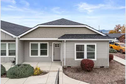 199 Mellecker Way, Medford, OR 97501 - Photo 1