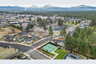 110 W Heising Drive, Sisters, OR 97759 - Photo 3