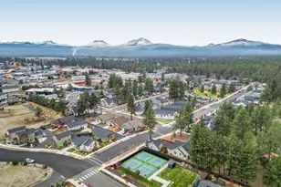 110 W Heising Dr, Sisters, OR 97759 - Photo 3