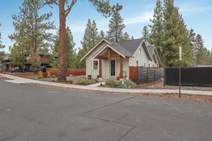 110 W Heising Dr, Sisters, OR 97759 - Photo 21