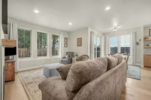 110 W Heising Dr, Sisters, OR 97759 - Photo 7