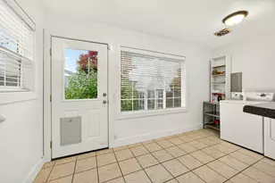 3473 Poppywoods Dr, Medford, OR 97504 - Photo 15