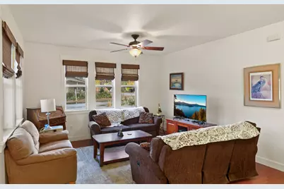 301 N Church Street, Phoenix, OR 97535 - Photo 3