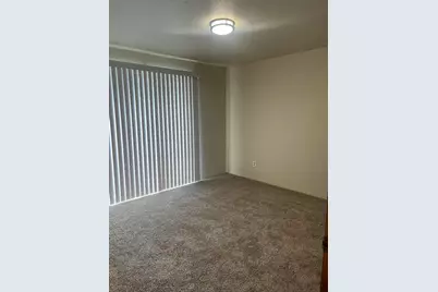 2055 Campus Drive #1 - 4, Medford, OR 97504 - Photo 11