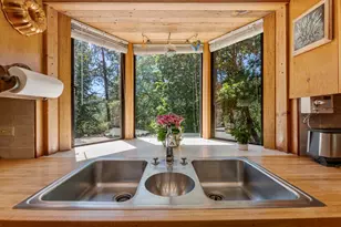 5361 Hwy 238, Jacksonville, OR 97530 - Photo 21