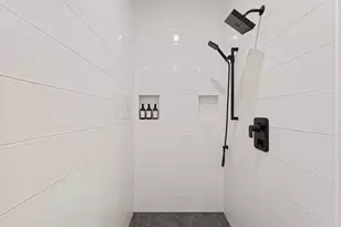 1178 NW Singleton Pl, Bend, OR 97703 - Photo 25