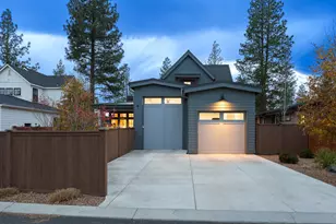 1178 NW Singleton Pl, Bend, OR 97703 - Photo 37