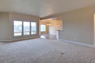 179 Skyhawk Dr, Eagle Point, OR 97524 - Photo 11