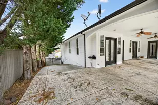 4742 Hathaway Dr, Medford, OR 97504 - Photo 35