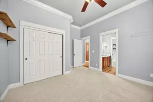 4742 Hathaway Dr, Medford, OR 97504 - Photo 25