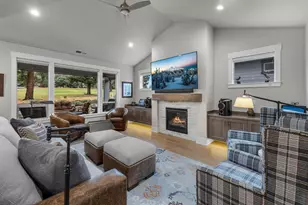 3043 NW Hidden Rdg Dr, Bend, OR 97703 - Photo 11