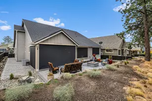 3043 NW Hidden Rdg Dr, Bend, OR 97703 - Photo 49