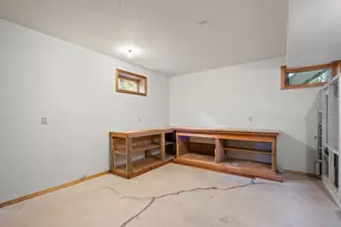 585 Nyla Ln, Ashland, OR 97520 - Photo 33