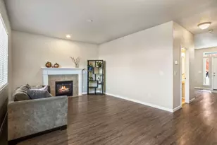 2876 NE Forum Dr, Bend, OR 97701 - Photo 9