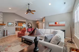 398 Robert Trent Jones Blvd, Eagle Point, OR 97524 - Photo 13