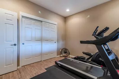 398 Robert Trent Jones Boulevard, Eagle Point, OR 97524 - Photo 29