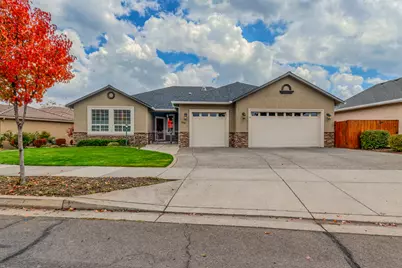 398 Robert Trent Jones Boulevard, Eagle Point, OR 97524 - Photo 45