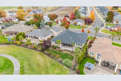 398 Robert Trent Jones Boulevard, Eagle Point, OR 97524 - Photo 39