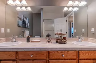 398 Robert Trent Jones Blvd, Eagle Point, OR 97524 - Photo 35