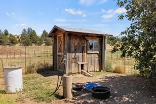 35429 McCartie Ln, Bonanza, OR 97623 - Photo 37