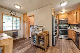 35429 McCartie Ln, Bonanza, OR 97623 - Photo 15