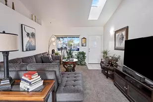 946 NW Negus Ln, Redmond, OR 97756 - Photo 7