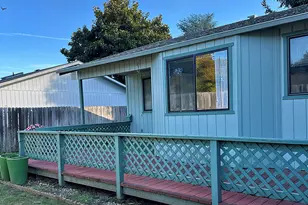 1710 SW Brownell Ave, Grants Pass, OR 97526 - Photo 19