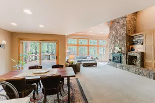 70179 Atherium, Black Butte Ranch, OR 97759 - Photo 11