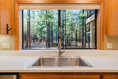 70179 Atherium, Black Butte Ranch, OR 97759 - Photo 11