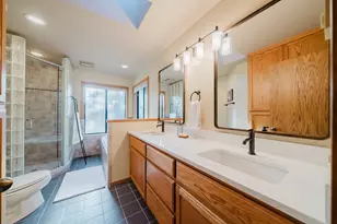 70179 Atherium, Black Butte Ranch, OR 97759 - Photo 33