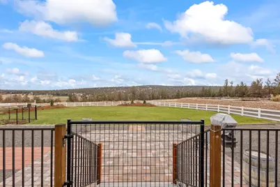 21115 Young Avenue, Bend, OR 97703 - Photo 33