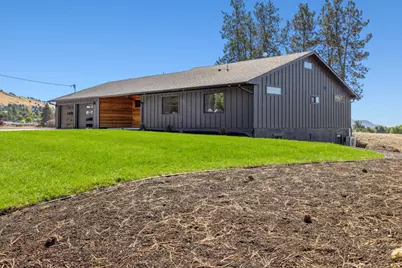 6010 Shasta Way, Klamath Falls, OR 97603 - Photo 9