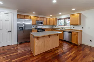 1451 NW Spruce Ct, Redmond, OR 97756 - Photo 9