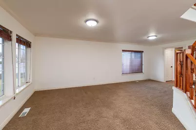 1451 NW Spruce Court, Redmond, OR 97756 - Photo 7