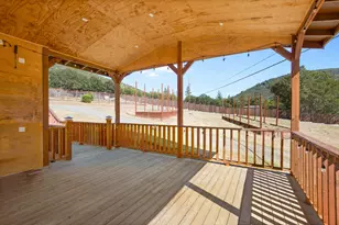 4456 Hwy 238, Jacksonville, OR 97530 - Photo 55