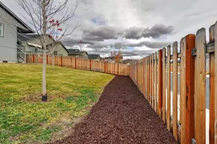 728 NE Brookstone Dr, Prineville, OR 97754 - Photo 35