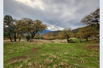 1652 China Gulch Road, Jacksonville, OR 97530 - Photo 33