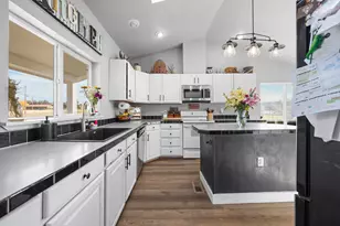 2330 NE Wilcox Ave, Terrebonne, OR 97760 - Photo 13