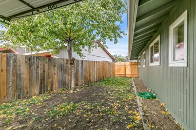 1724 Whitman Avenue, Medford, OR 97501 - Photo 27