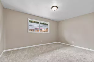 1724 Whitman Ave, Medford, OR 97501 - Photo 25