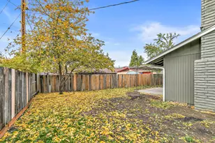 1724 Whitman Ave, Medford, OR 97501 - Photo 31