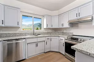 8882 Williams Hwy, Grants Pass, OR 97527 - Photo 11