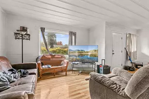 1048 W 13th St, Medford, OR 97501 - Photo 15