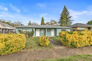 1048 W 13th St, Medford, OR 97501 - Photo 1